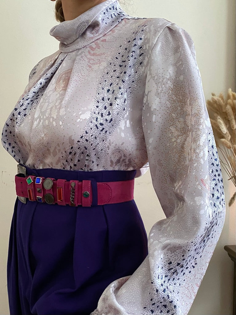 Abstract Print blouse with high collar & button back closure