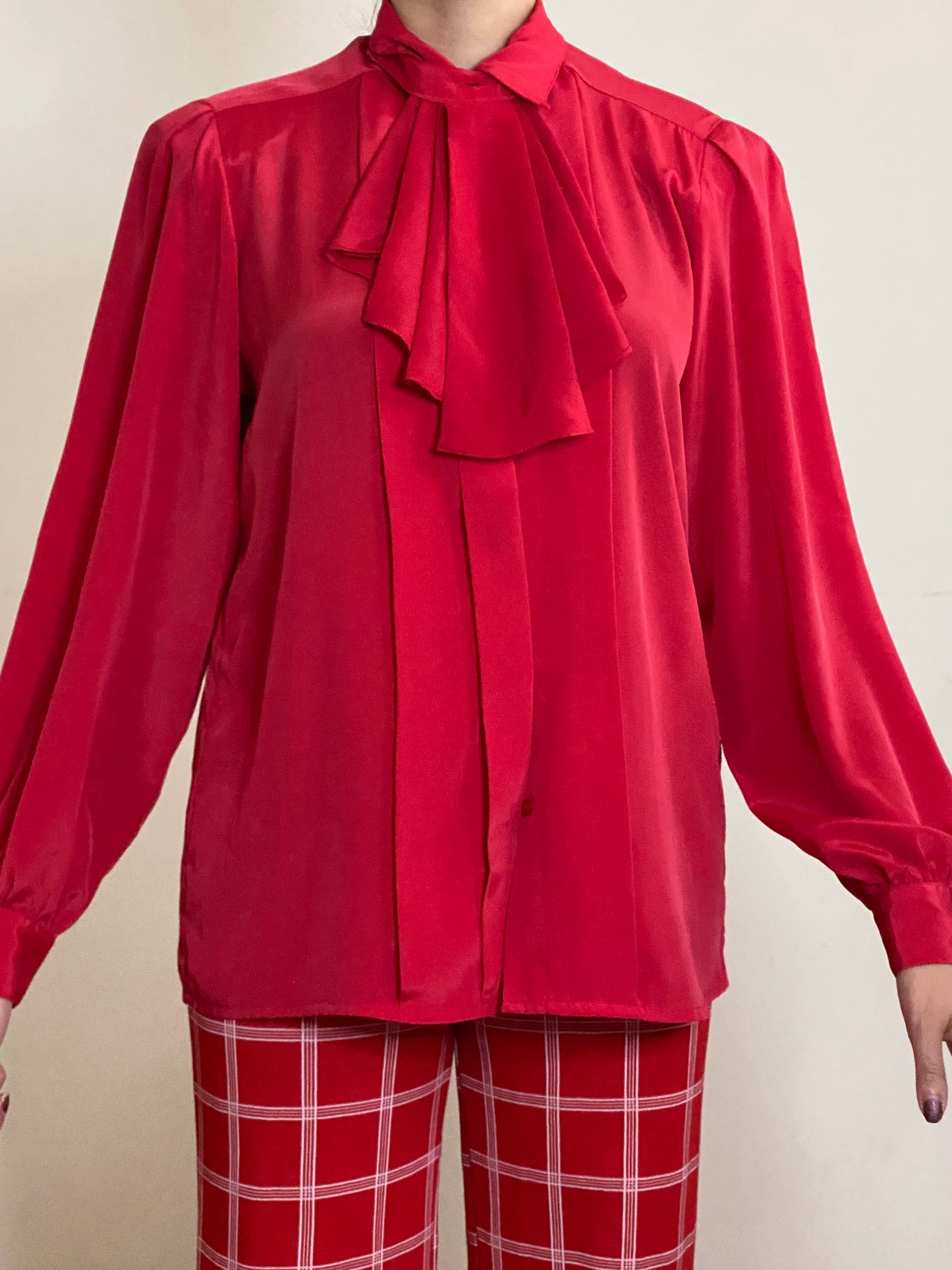 80's Red Ruffled Cravat/Jabot Bow Long Sleeve Blouse (S-M)