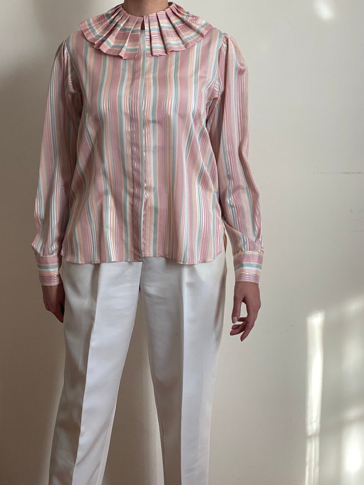 70's ILGWU Pastel Striped Round Pleated Collar Long Sleeve Blouse (S)