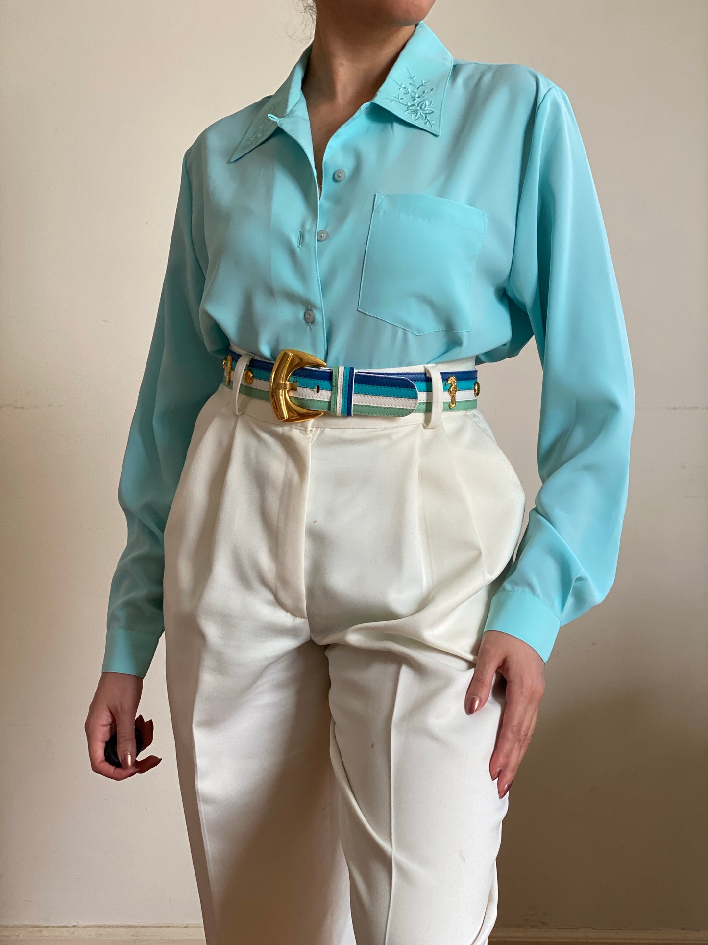 80's-90's Icy Blue Floral Collar Button Down Blouse (M)