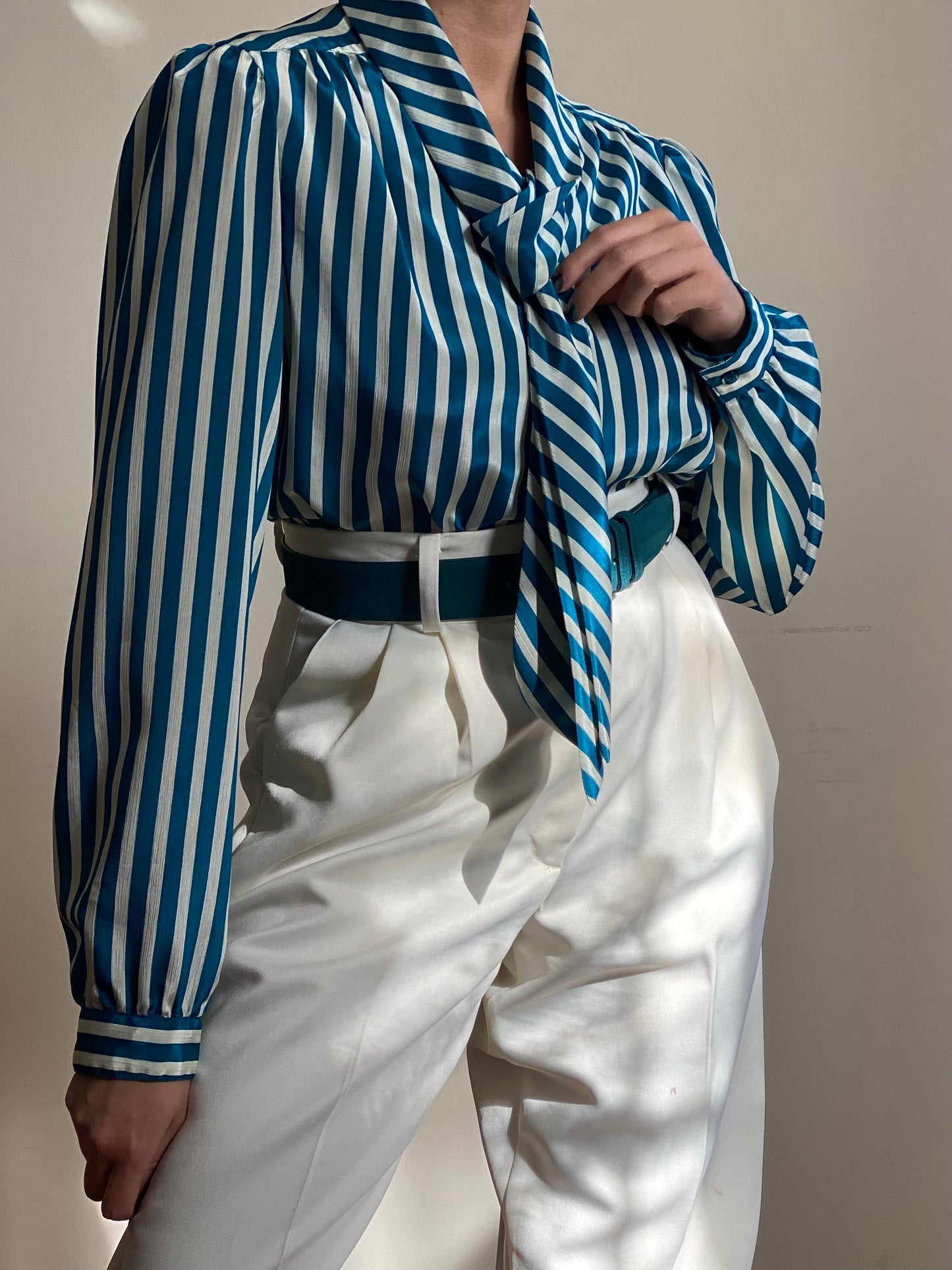 70's Striped Tie Collar Long Sleeve Blouse (M)