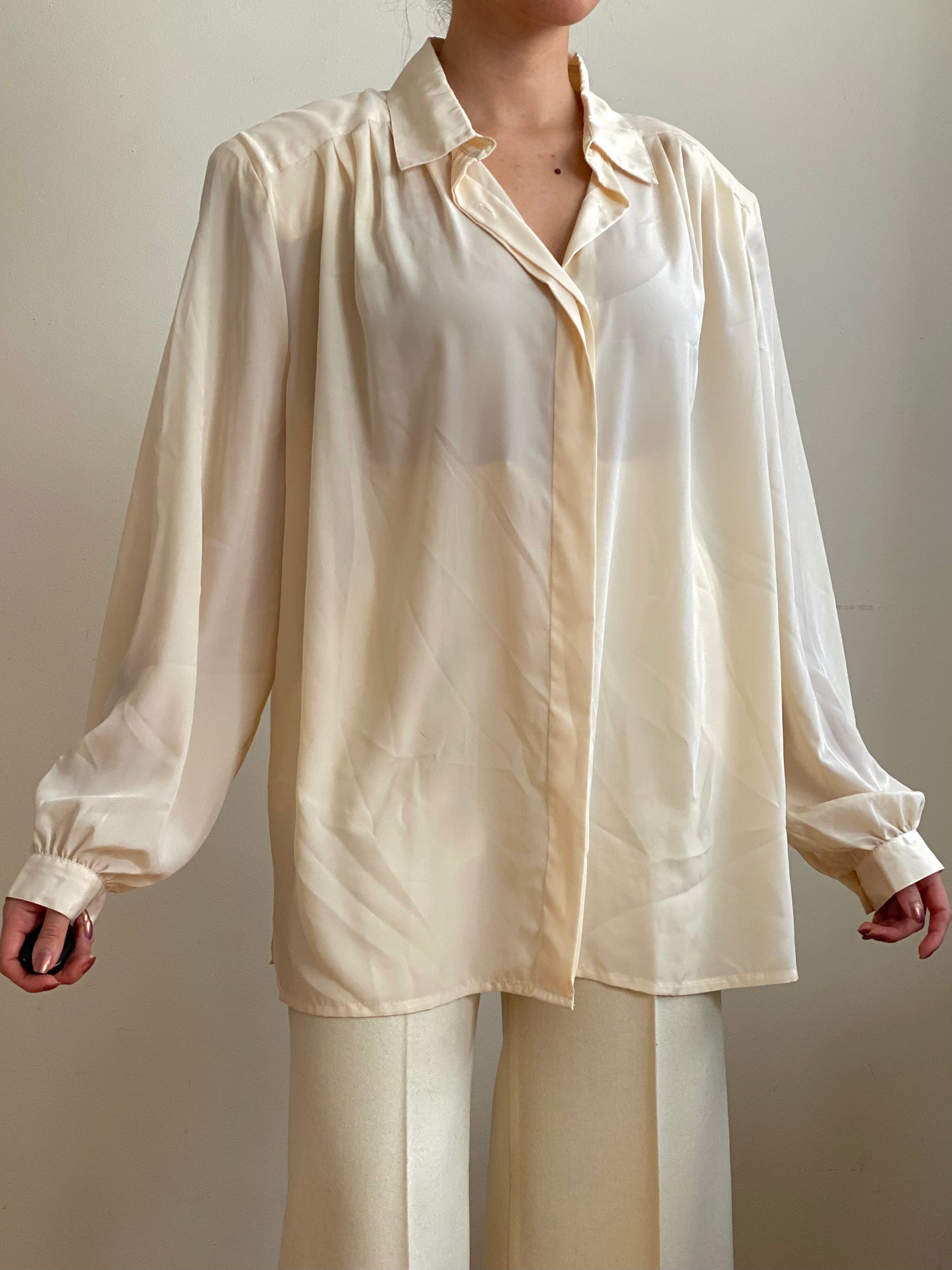 80's VOLUP Cream Long Balloon Sleeves Blouse (L-XL)