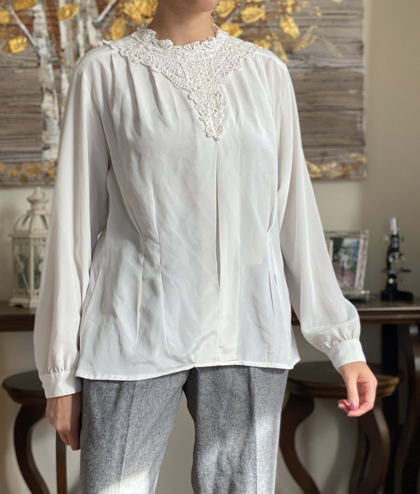 80's Lace Applique Long Sleeve Blouse (M)