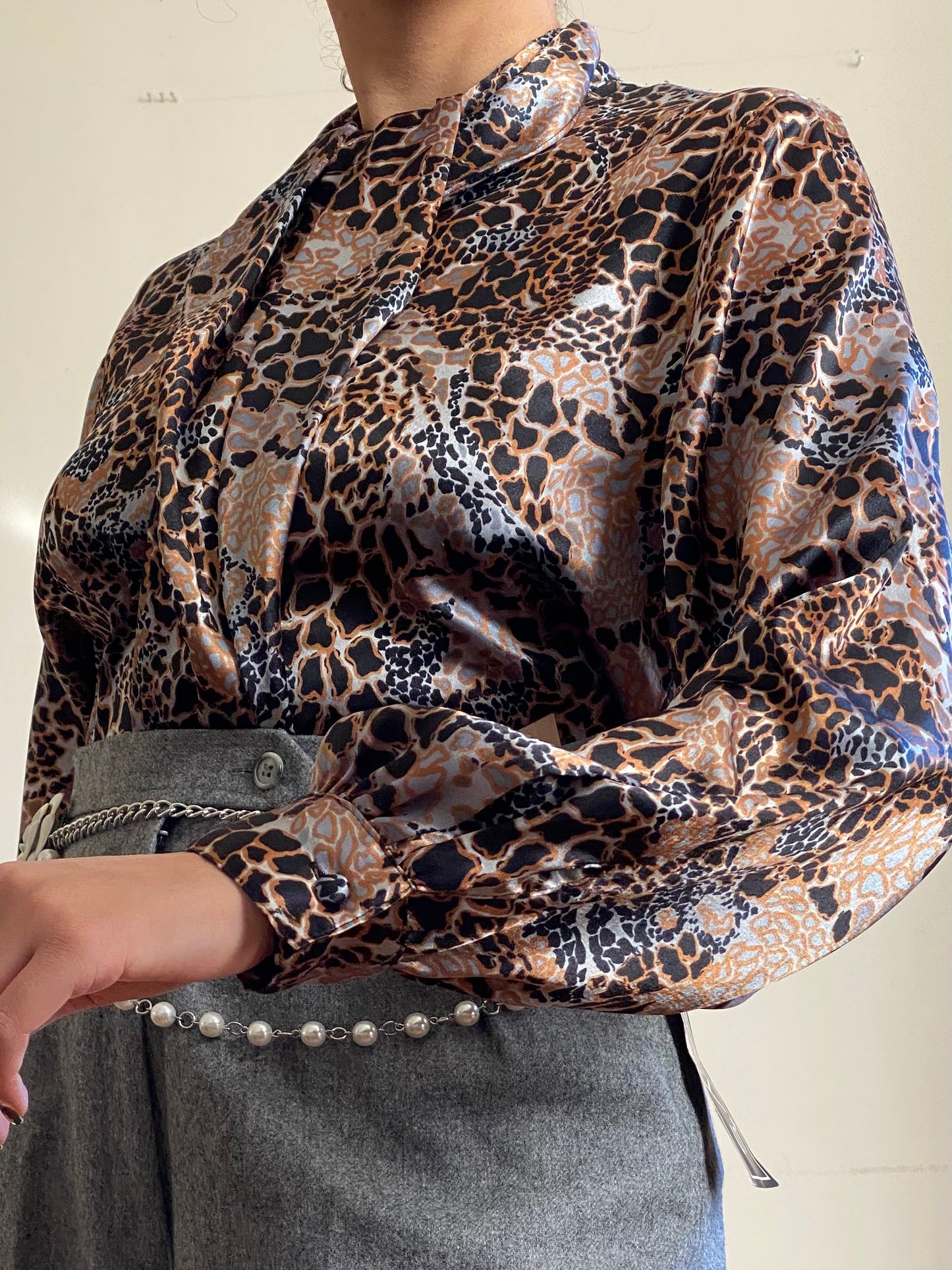 80's Animal Print Mock Neck Long Sleeve Blouse (M)