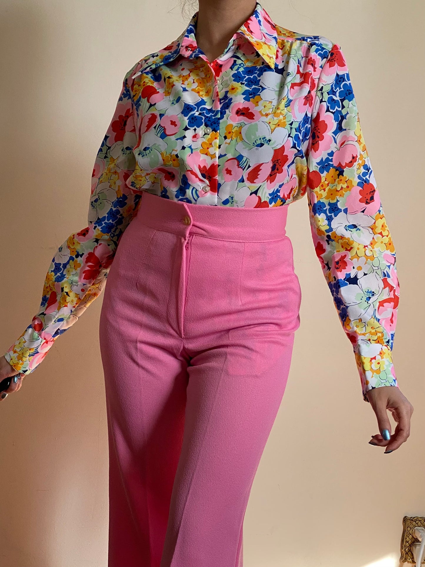70's MULTICOLOR FLORAL BUTTON UP BLOUSE (M)