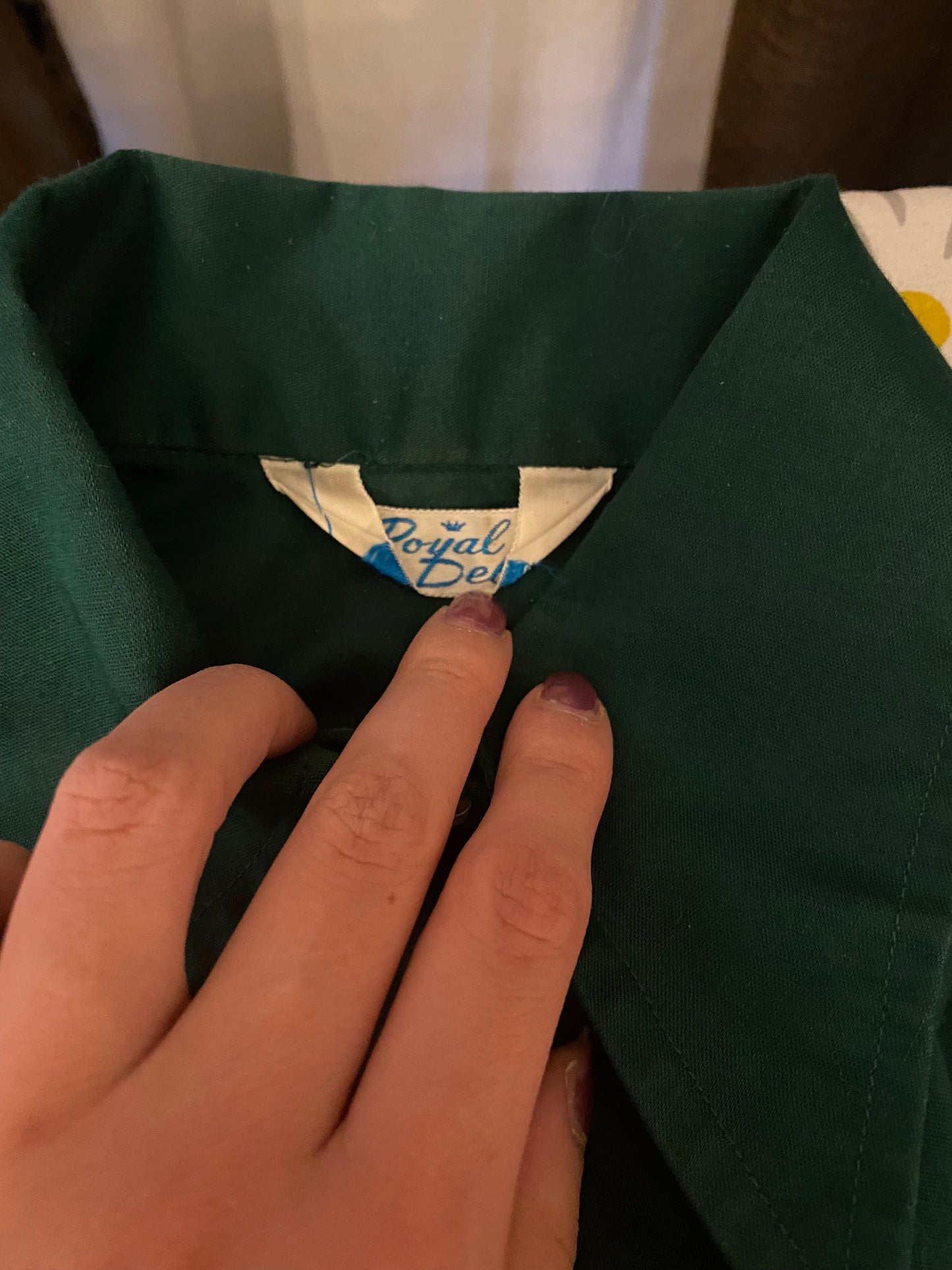 60's 70's Bishop Sleeves Pointy Collar Green Cotton Blouse (XS-S)