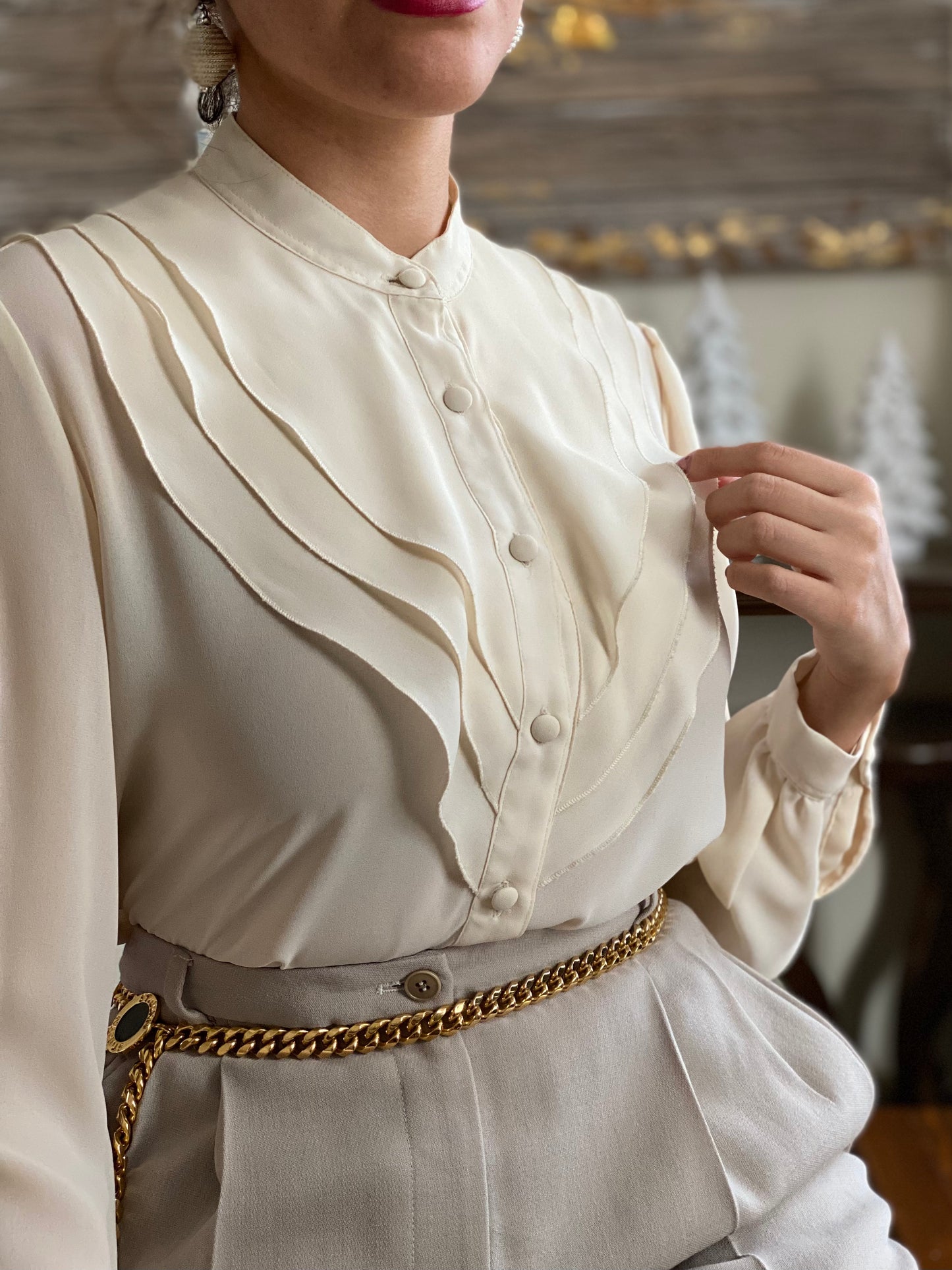 70's Cream Frilly Blouse (S)
