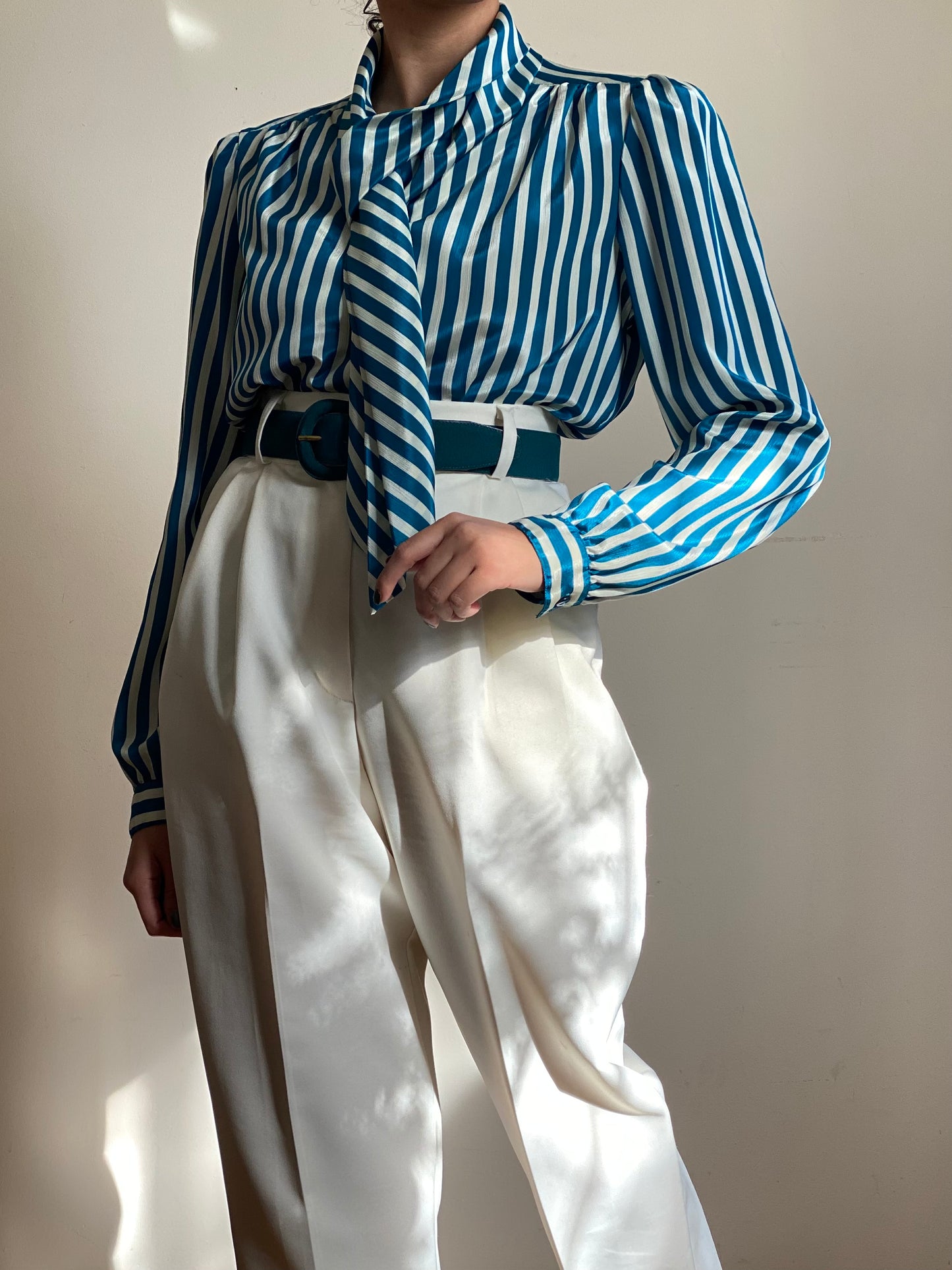 70's Striped Tie Collar Long Sleeve Blouse (M)