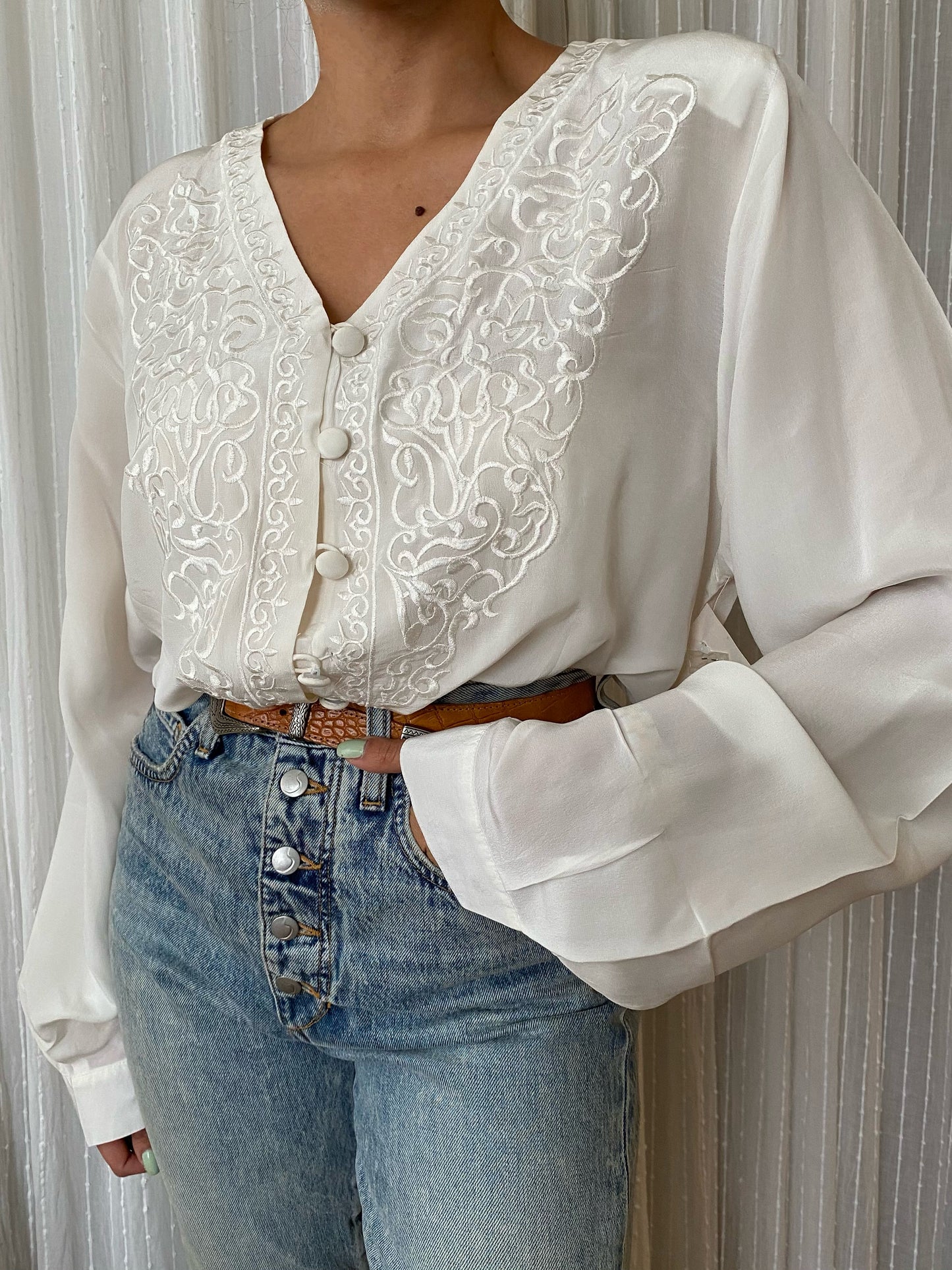 Embroidered Long Sleeve Blouse