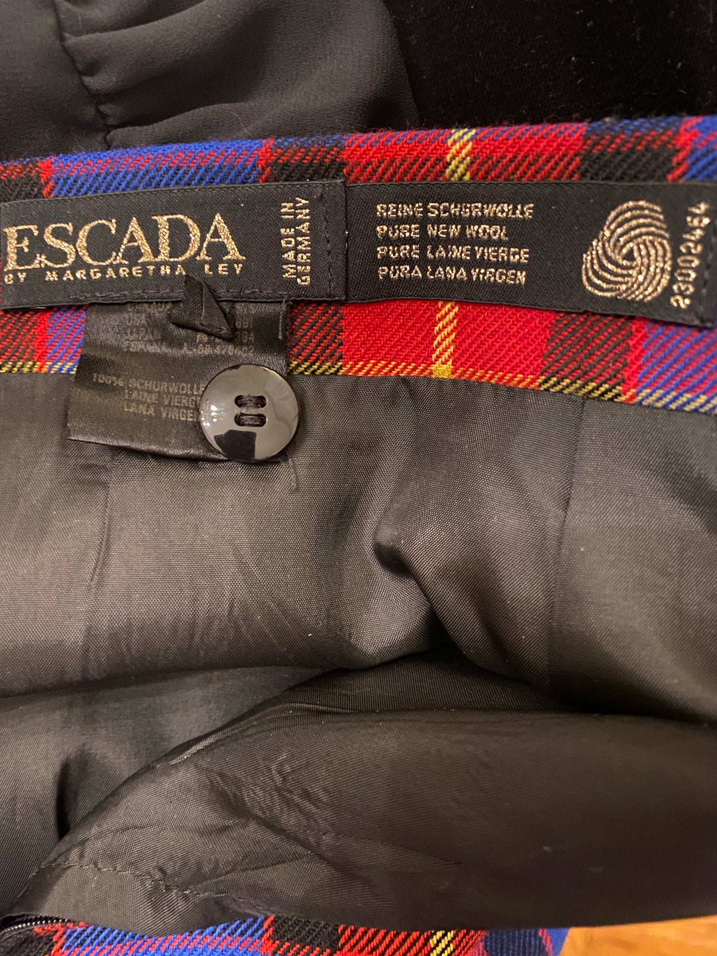 80's-90's ESCADA Plaid Rayon & Wool Knee Length Skirt (M)