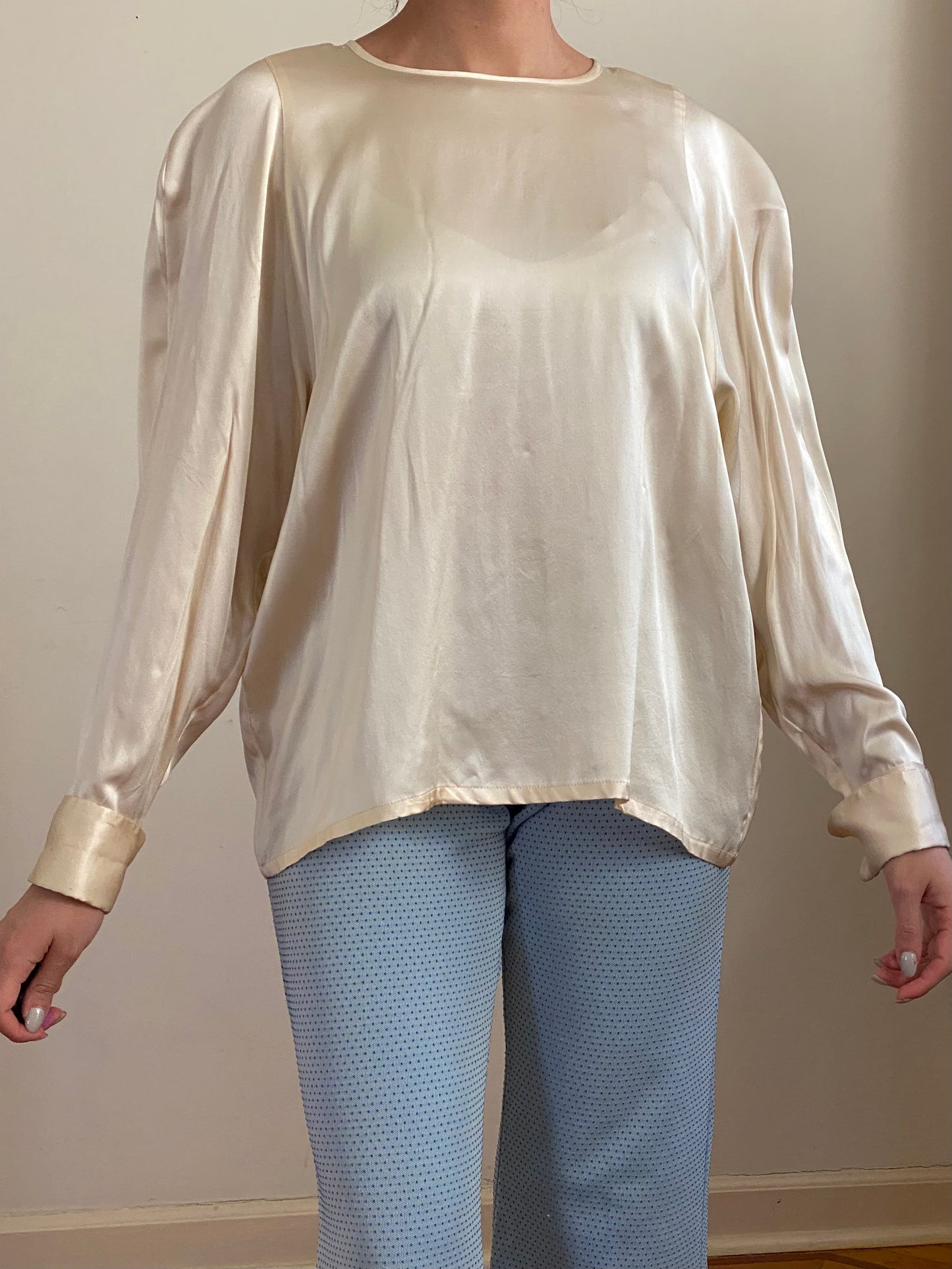 80's 100% Silk Blouse w/ Oversized Sleeves (M-L)