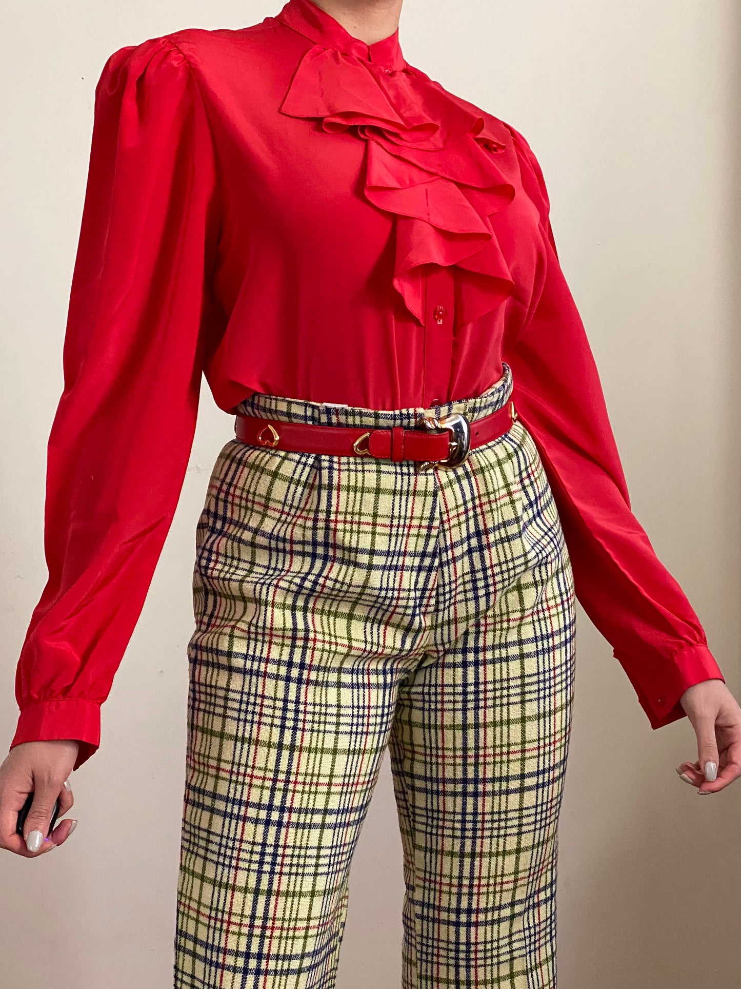 80's Ruffle Cravat Bow Collar Long Puff Sleeves Blouse (S-M)