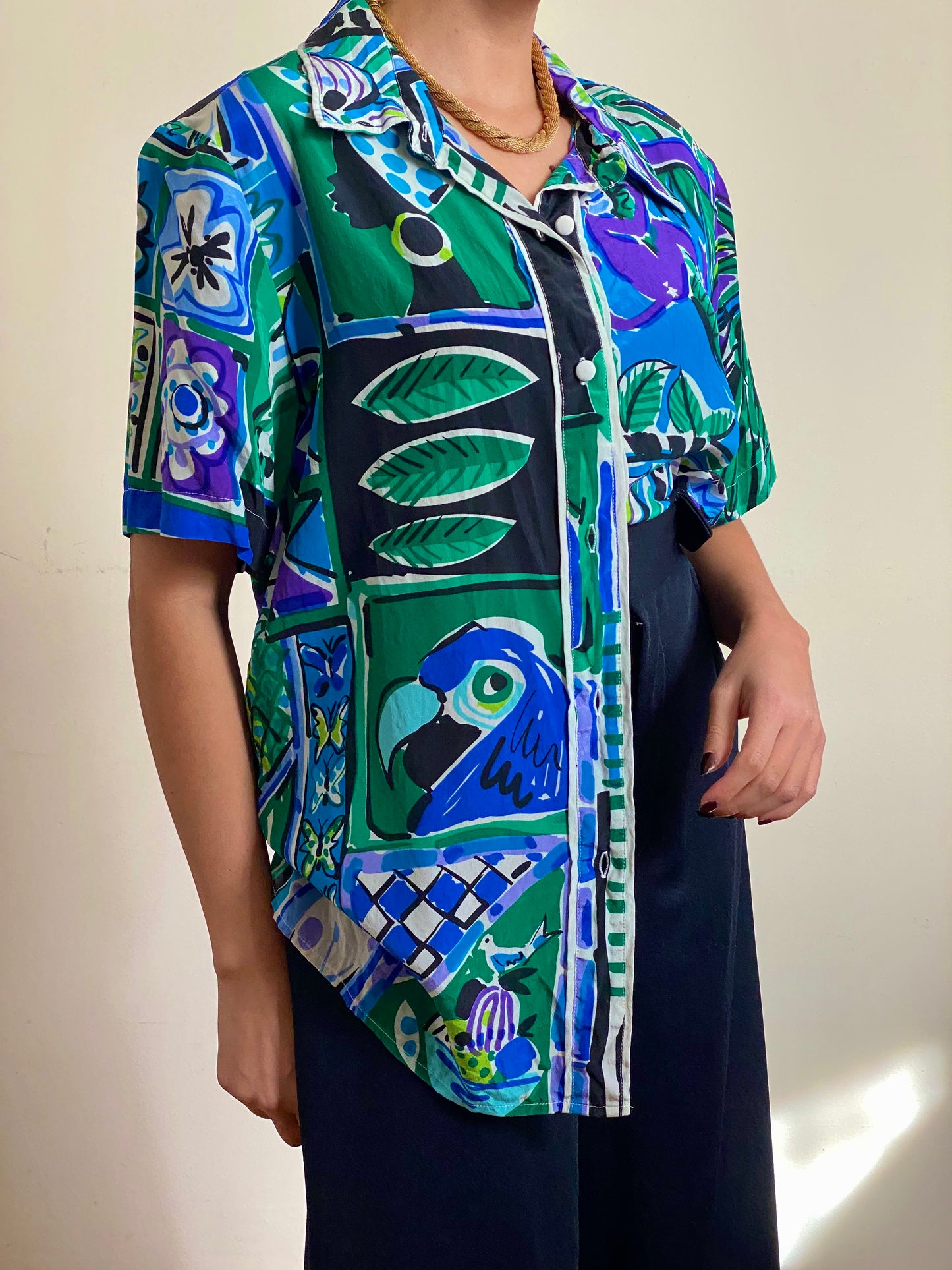 90's Colorful Abstract Short Sleeve Button Up Blouse (L)