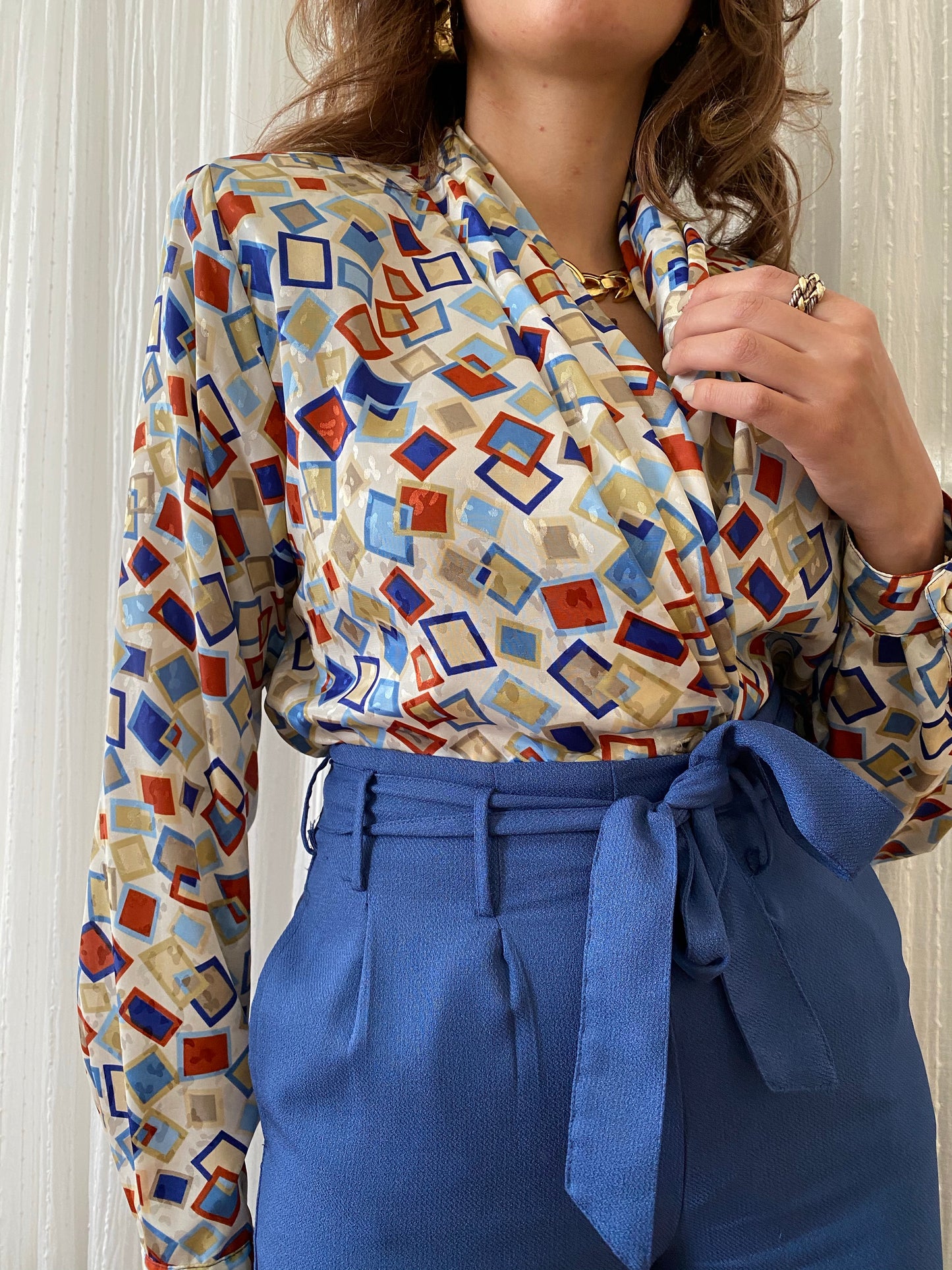Geometric Print Long Sleeve Blouse