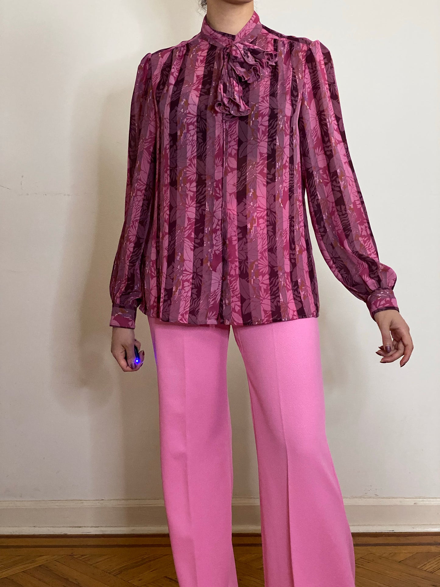 80'S Pink Floral Jabot/Ascot Bow Long Sleeve Blouse (S)
