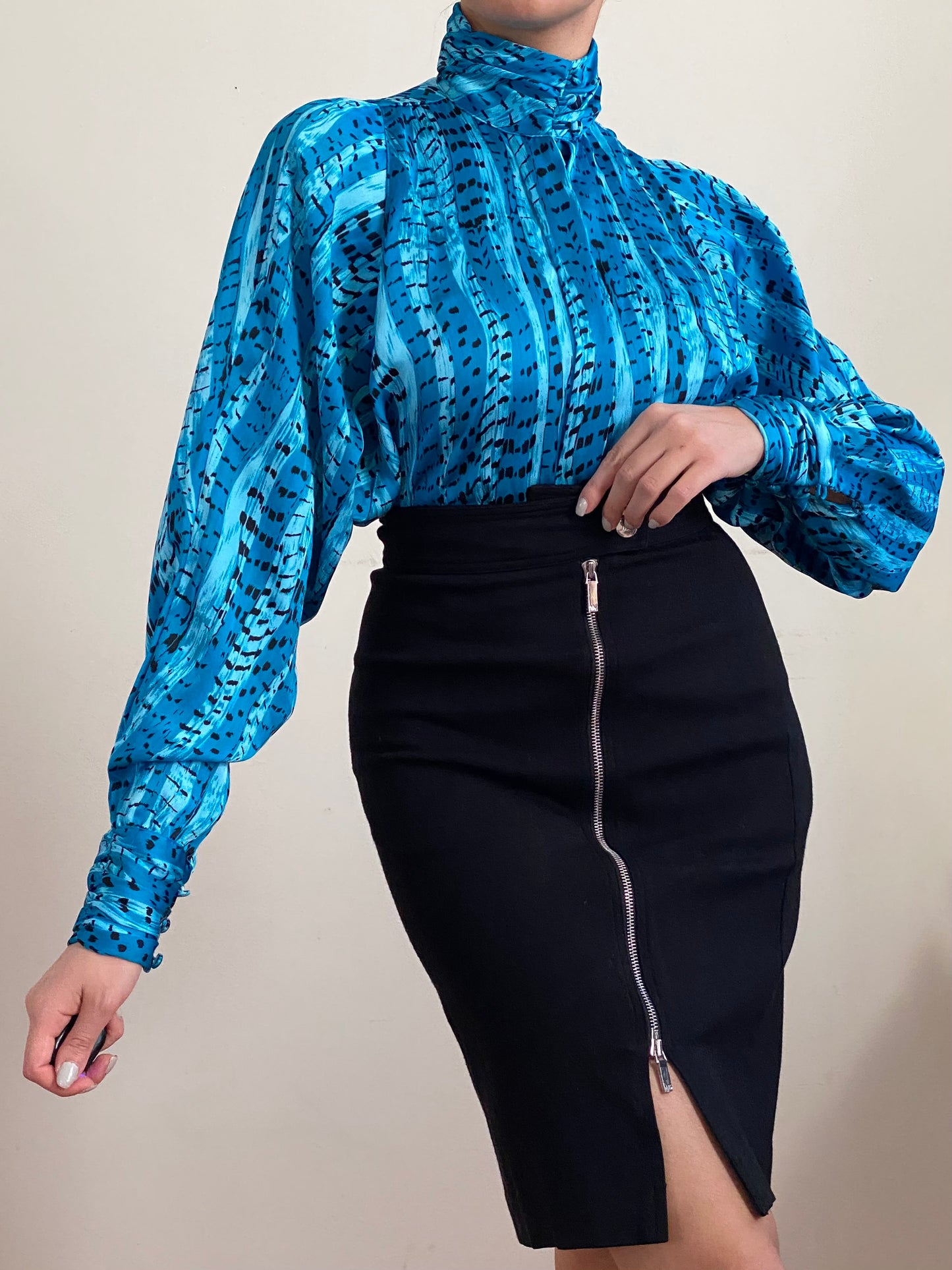 80's Abstract High Mock Neck Button Down Blouse (M)