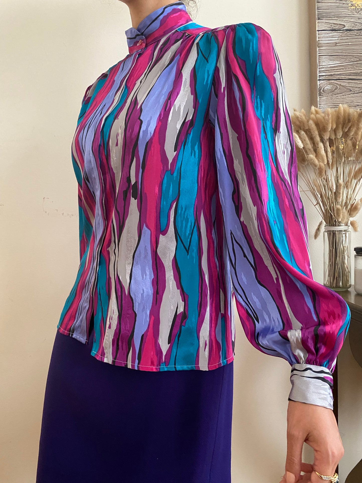 Abstract colorful long sleeve blouse