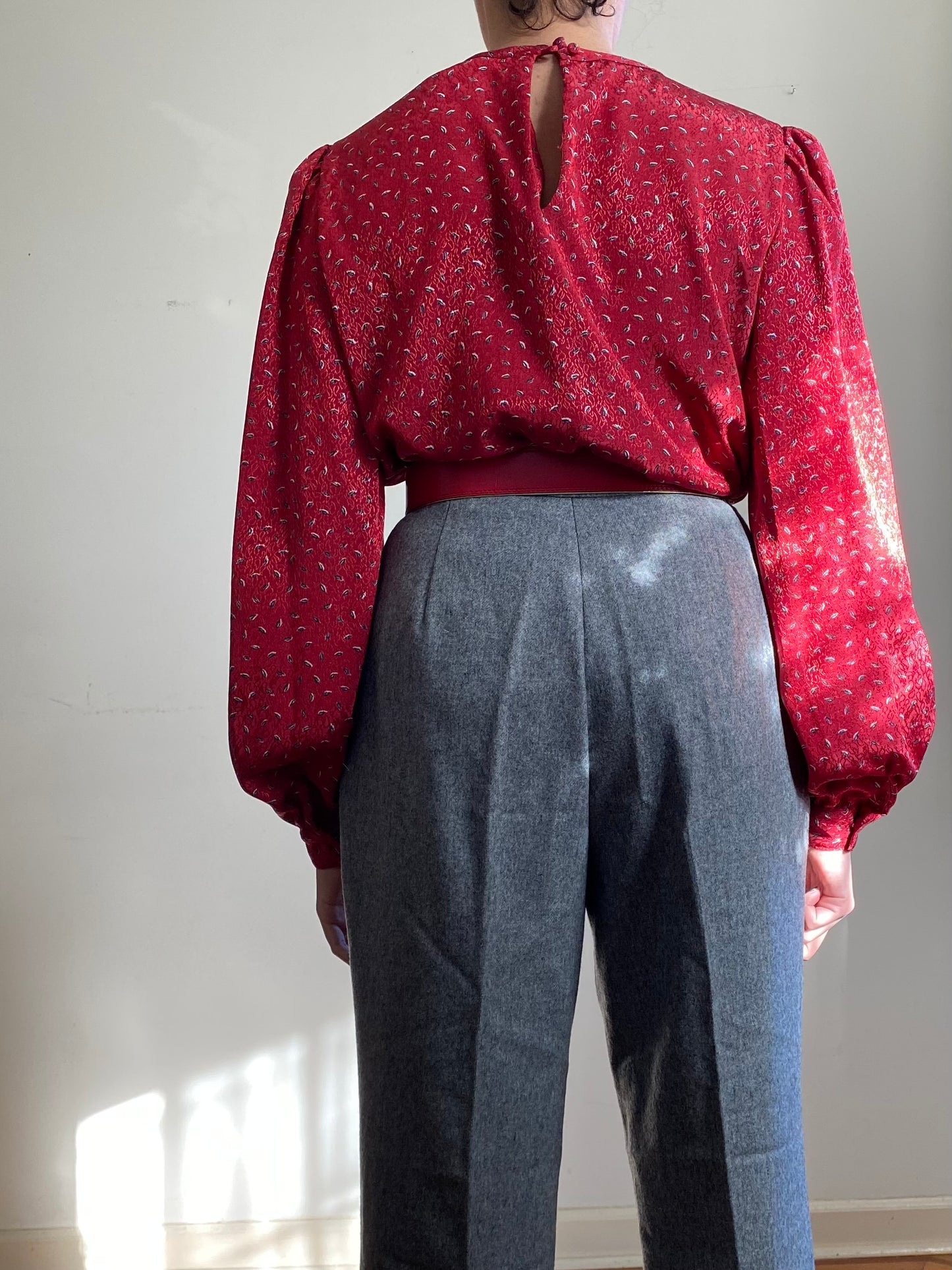 80's Round Neck Abstract Long Sleeve Blouse (12)
