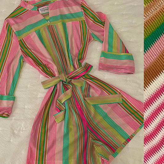 70s-80s Colorful, 3/4 Sleeves Silky Romper (S-L, 27"-36" Waist)