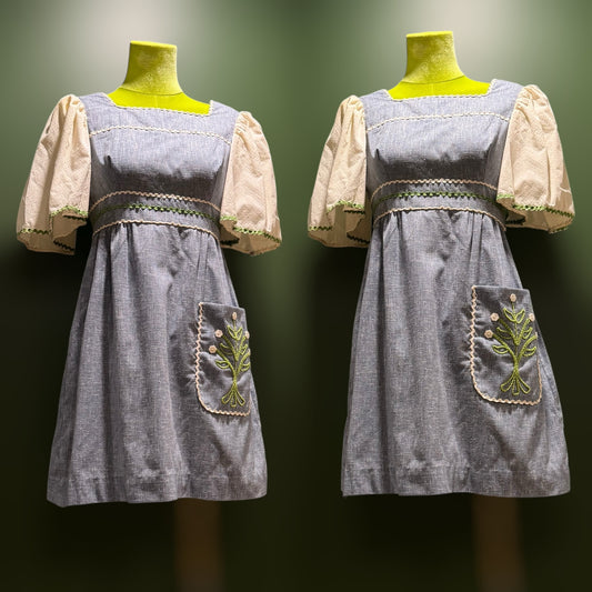 60s/70s chambray dress with puff sleeves & floral embroidery (Small)