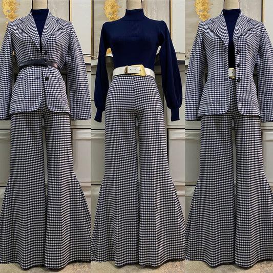 70s 2PC Houndstooth Bell Bottom Pantsuit (S-M, 28”-34” waist)