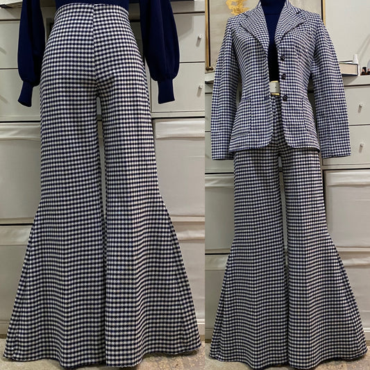 70s 2PC Houndstooth Bell Bottom Pantsuit (S-M, 28”-34” waist)