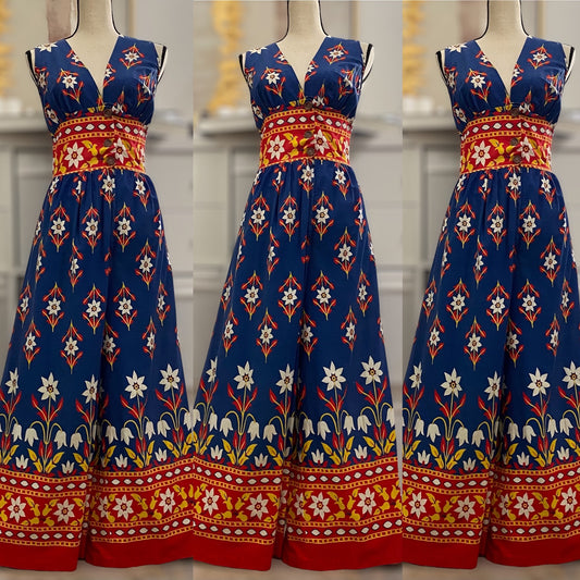 60s-70s Floral Cotton V-neck Bell Bottom Jumpsuit (M, 30" Waist)