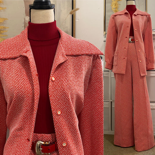 70s 2PC Textured Leisure Pantsuit (XL, 34"-40" Waist)