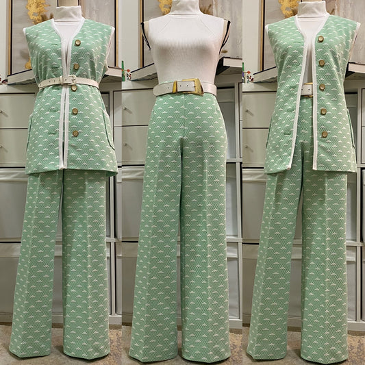 60s-70s Minty Green 2PC Triangle Vest Suit (L,30”-34” waist)