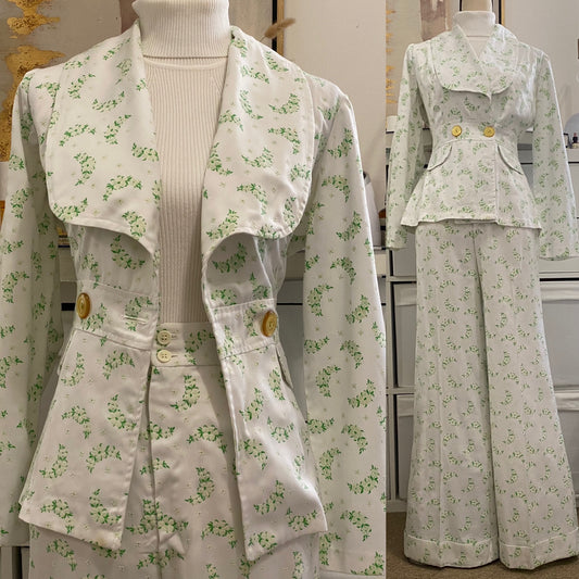 60s-70s Floral 2PC Bell Bottom Pantsuit (S, 26"Waist)