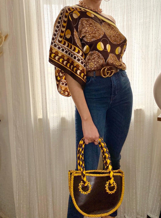 One-shoulder abstract design top