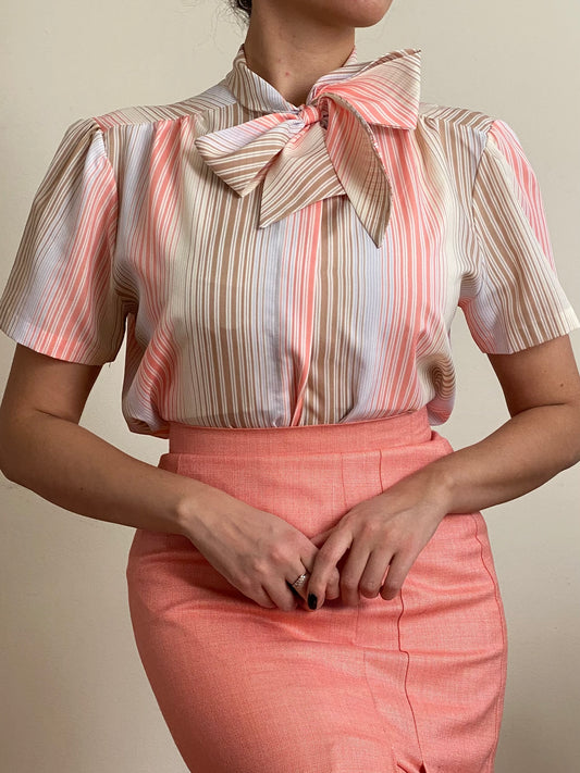 70s-80's Striped Short Sleeve Bow Collar Blouse (S-M)