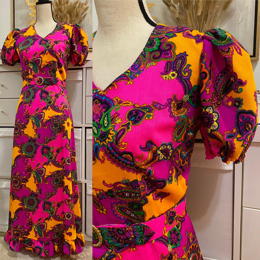60s-70s Pink Psychedelic Ruffle Puff Sleeve Maxi Dress (S-M)