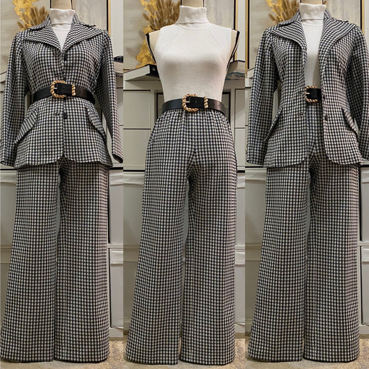60's-70's Geometric 2PC Pantsuit (S-M; 26"-31"W)