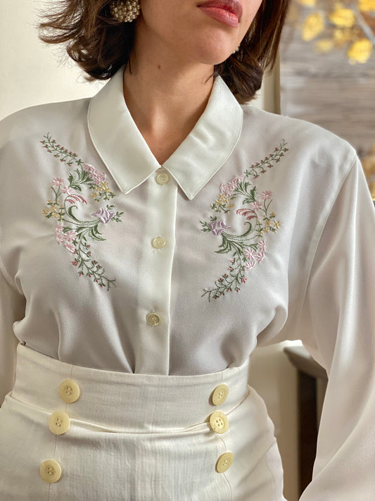 80's Floral Embroidered Long Sleeve Button Down Blouse (M)