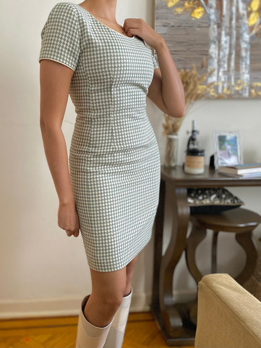 Houndstooth Pattern Mini Dress (2)