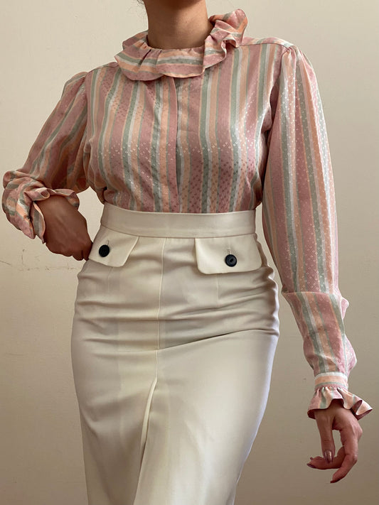 70s 80s Ruffle Collar Button Up Blouse w/ sheen (S-M)