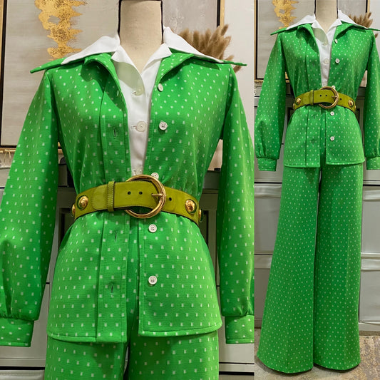 70’s Micro-Squares 2pc Pantsuit. (S-M)