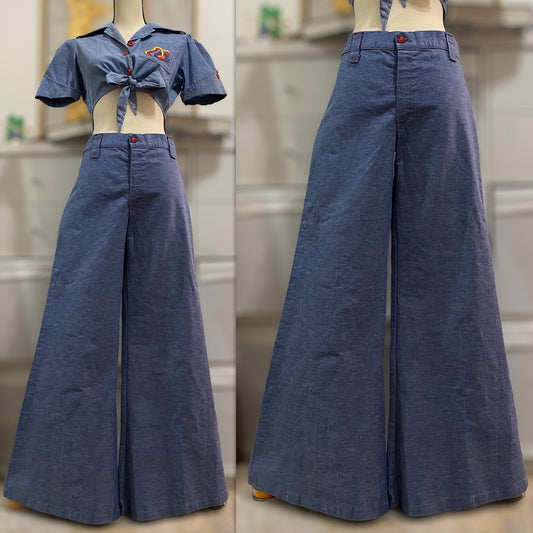 70s Denim Chambray Midrise Bell Bottom Pants (M, 31"W)