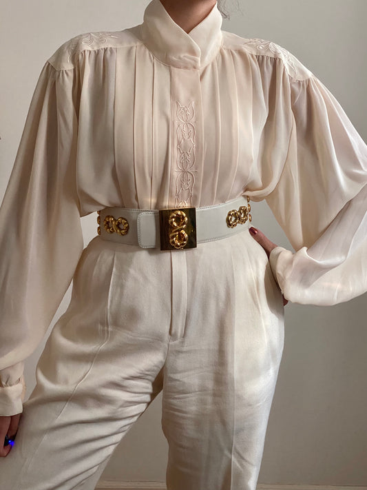80's Cream Mock Neck Flowy Sleeves Blouse (L)