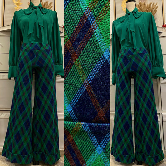 70’s Harlequin Mid Rise Bell Bottoms (XS-S)