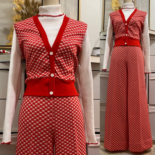 70's Cherry Gingham 2PC Turtleneck Leisure/Pantsuit (M-L, 28"-32"W)